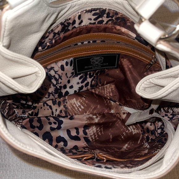 Sharif Embroidered Hobo Bag - Picture 5 of 5